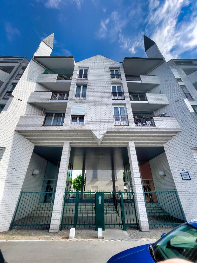 La Rouette Apartment Reims Bagian luar foto
